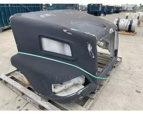 VOLVO VNM Gen 2 Hood