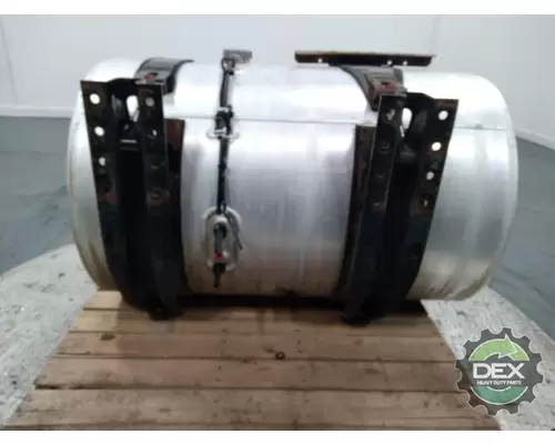 VOLVO VNM42T 2341 fuel tank