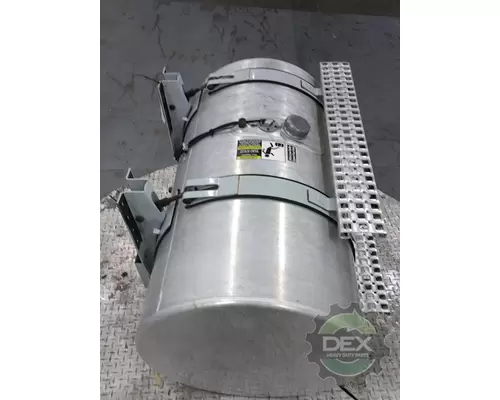 VOLVO VNM430 2341 fuel tank