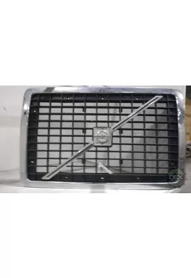 VOLVO VNM430 8231 radiator grille