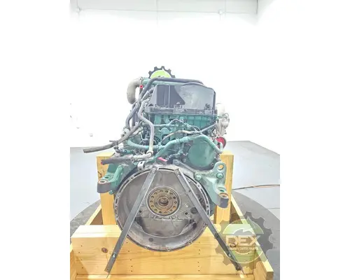 VOLVO VNM430 Engine Assembly
