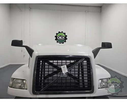 VOLVO VNM430 Hood