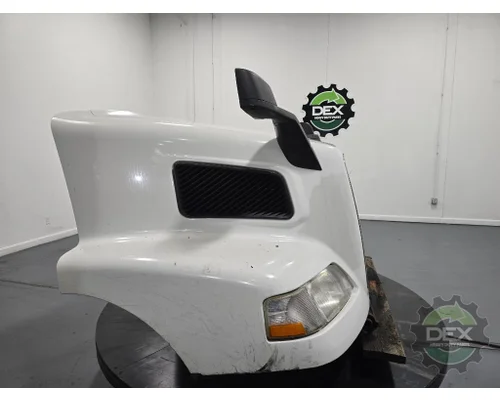VOLVO VNM430 Hood