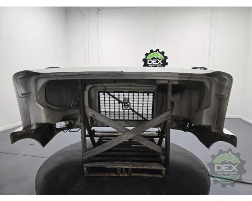 VOLVO VNM430 Hood