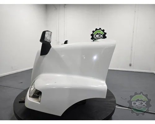 VOLVO VNM430 Hood