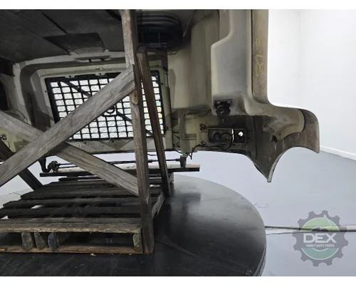 VOLVO VNM430 Hood