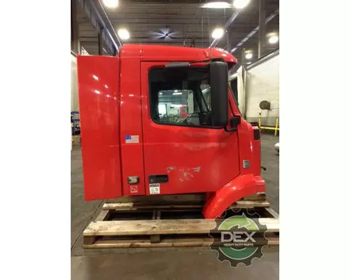 VOLVO VNM 8102 cab, complete