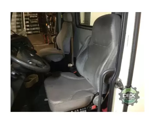 VOLVO VNM 8102 cab, complete