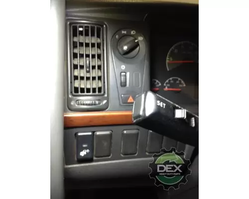 VOLVO VNM 8102 cab, complete