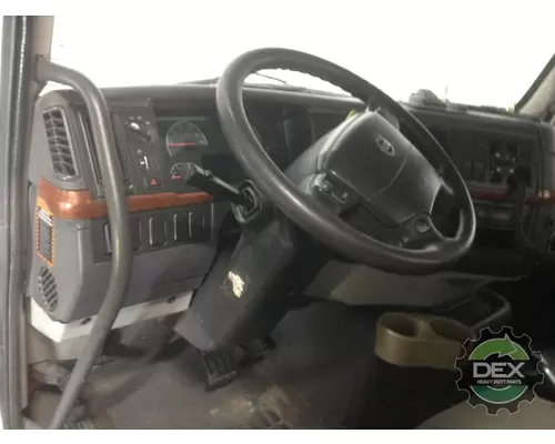 VOLVO VNM 8102 cab, complete