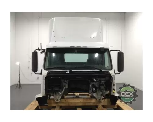 VOLVO VNM 8102 cab, complete