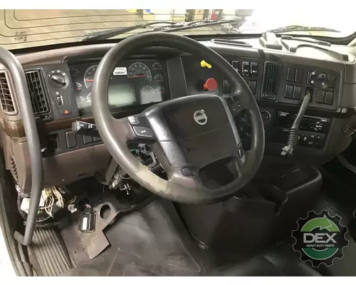 VOLVO VNM 8102 cab, complete