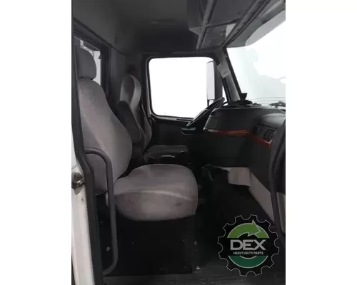 VOLVO VNM 8102 cab, complete