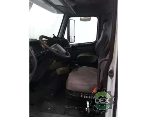 VOLVO VNM 8102 cab, complete