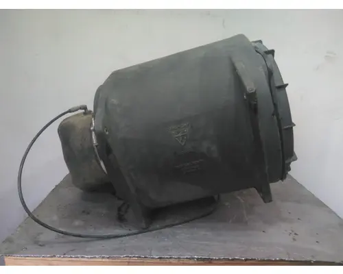 VOLVO VNM AIR CLEANER