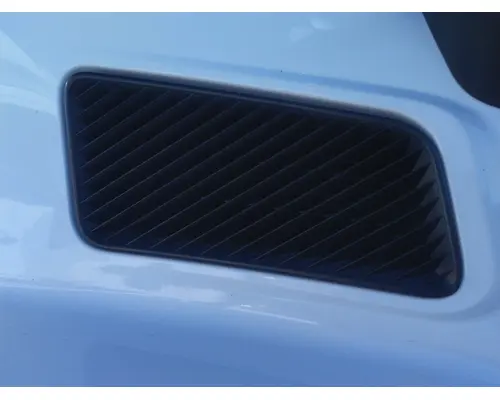 VOLVO VNM AIR CLEANER