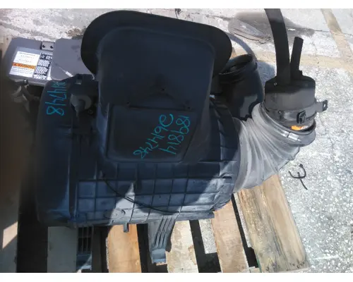 VOLVO VNM AIR CLEANER