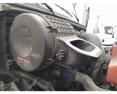 VOLVO VNM AIR CLEANER