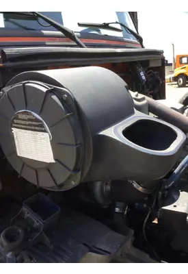 VOLVO VNM AIR CLEANER