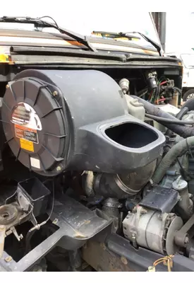 VOLVO VNM AIR CLEANER