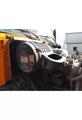 VOLVO VNM AIR CLEANER