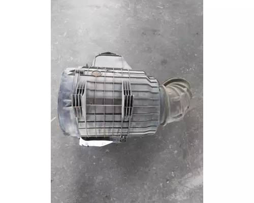 VOLVO VNM AIR CLEANER