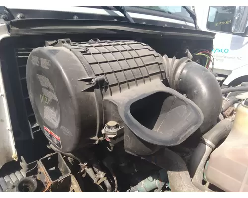 VOLVO VNM AIR CLEANER