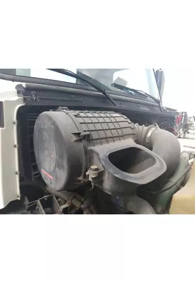 VOLVO VNM AIR CLEANER