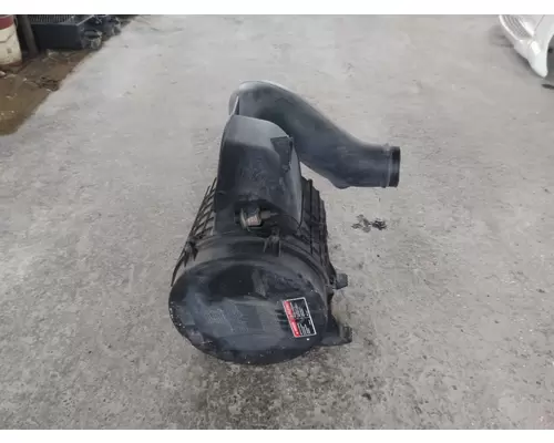 VOLVO VNM AIR CLEANER