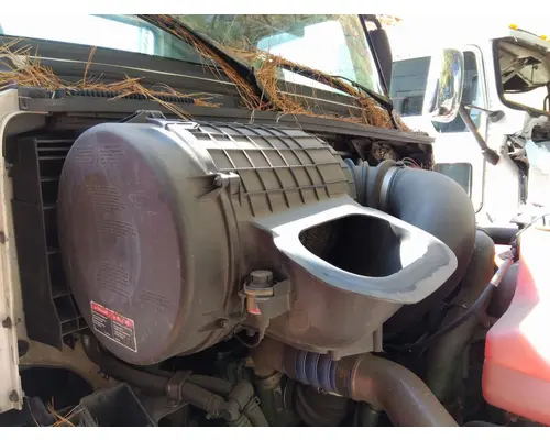 VOLVO VNM AIR CLEANER