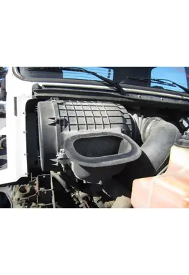 VOLVO VNM AIR CLEANER