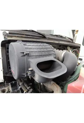 VOLVO VNM AIR CLEANER