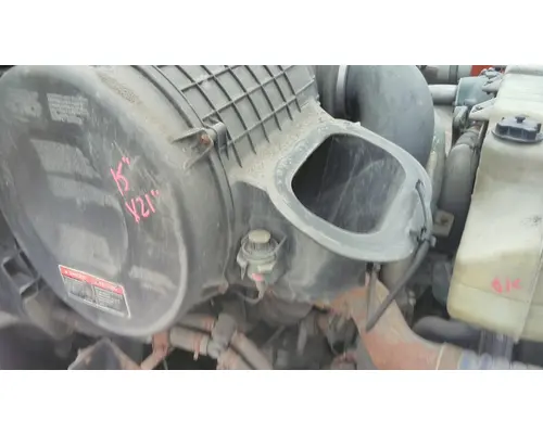 VOLVO VNM AIR CLEANER