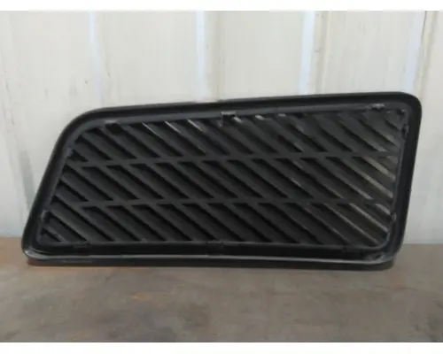 VOLVO VNM AIR INTAKE LOUVERCOVER