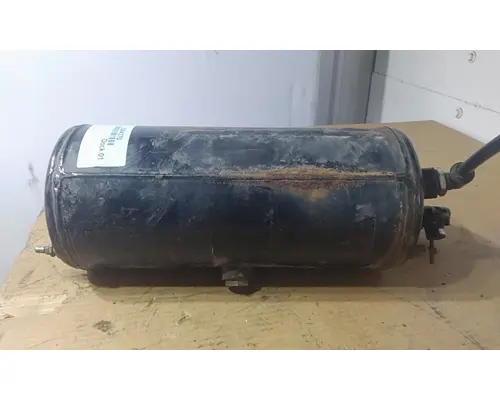 VOLVO VNM AIR TANK