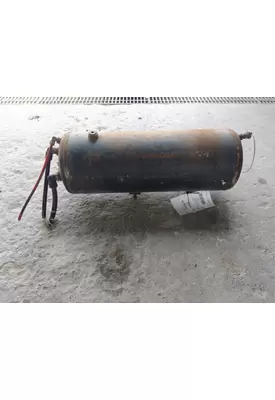 VOLVO VNM AIR TANK