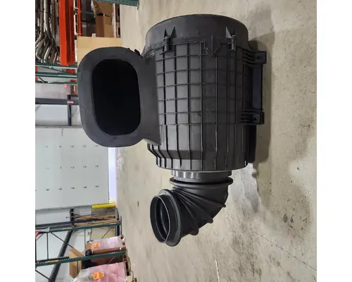 VOLVO VNM Air Cleaner
