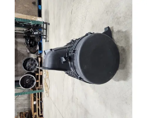 VOLVO VNM Air Cleaner