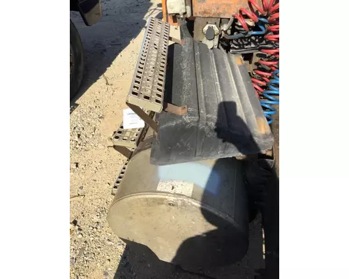 VOLVO VNM BATTERY BOX COVER