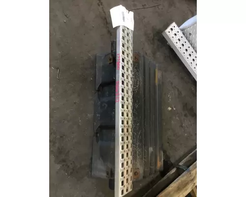 VOLVO VNM BATTERY BOX COVER