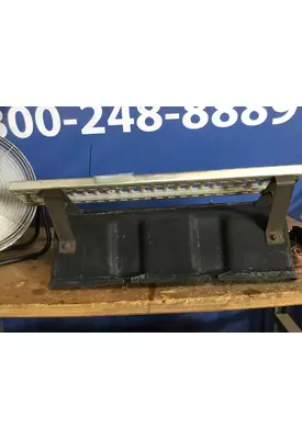 VOLVO VNM BATTERY BOX COVER