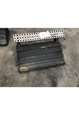 VOLVO VNM BATTERY BOX COVER