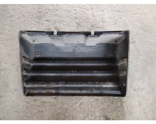 VOLVO VNM BATTERY BOX COVER
