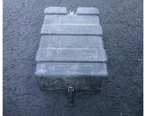 VOLVO VNM BATTERY BOX COVER