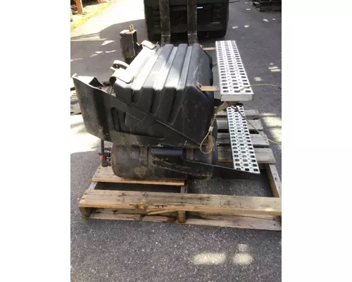 VOLVO VNM BATTERY BOX