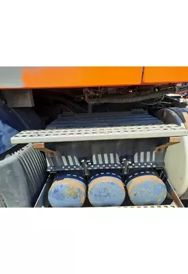 VOLVO VNM BATTERY BOX