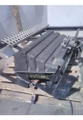 VOLVO VNM BATTERY BOX