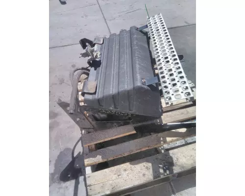 VOLVO VNM BATTERY BOX