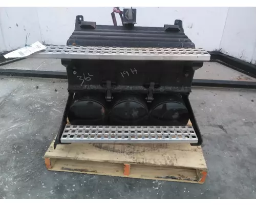 VOLVO VNM BATTERY BOX