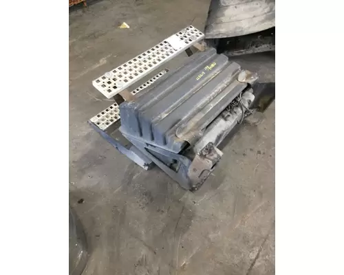 VOLVO VNM BATTERY BOX